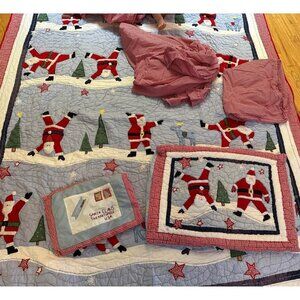Pottery Barn Kids Twin Size Christmas Quilt And Sheet Set. Please See ALL Photos